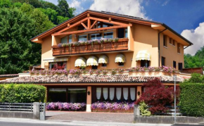  Albergo Da Gildo  Фоллина